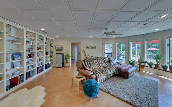 Hiawassee, Georgia, 30546, United States, 4 Bedrooms Bedrooms, ,3 BathroomsBathrooms,Residential,Active,1863263