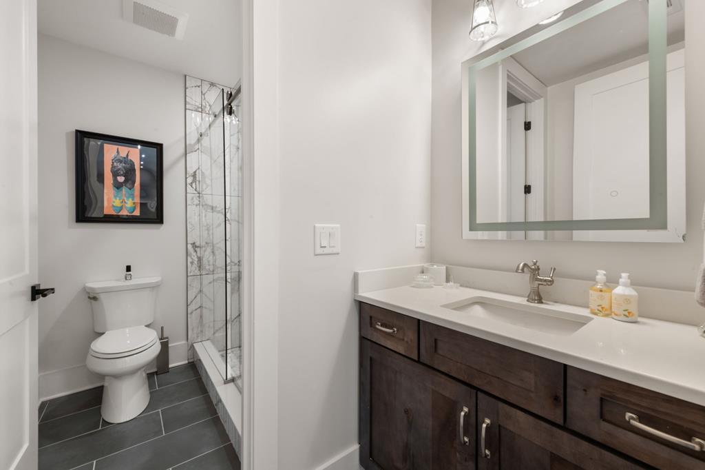 Ellijay, Georgia, 30536, United States, 3 Bedrooms Bedrooms, ,4 BathroomsBathrooms,Residential,Active,1968120