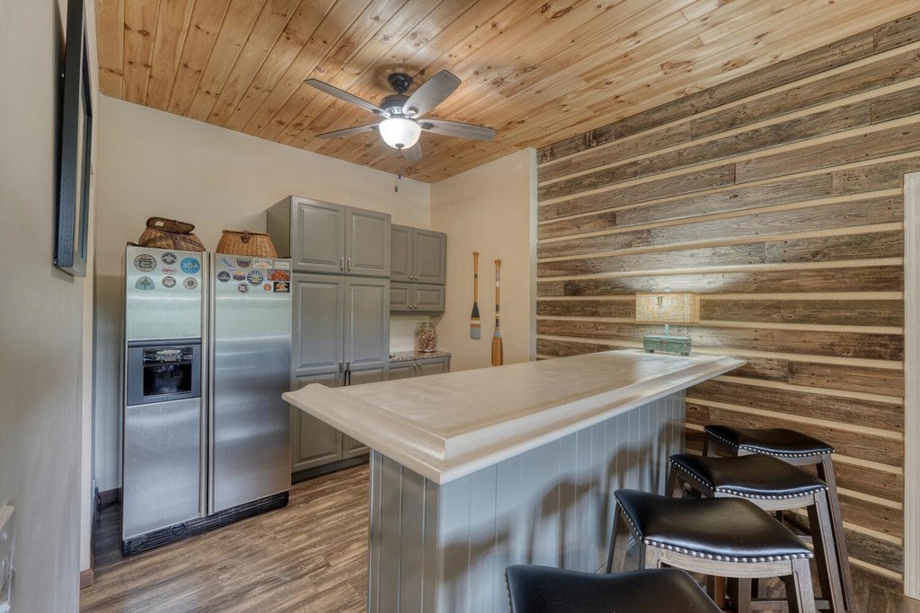Blairsville, Georgia, 30512, United States, 4 Bedrooms Bedrooms, ,4 BathroomsBathrooms,Residential,Active,1920254