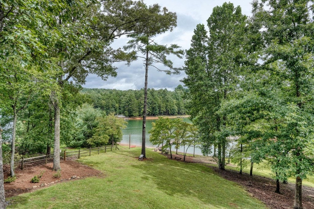 Blairsville, Georgia, 30512, United States, 4 Bedrooms Bedrooms, ,4 BathroomsBathrooms,Residential,Active,1920254