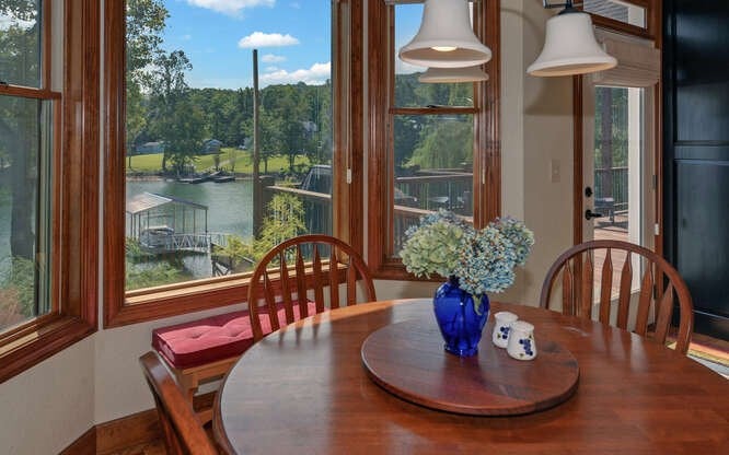 Hiawassee, Georgia, 30546, United States, 4 Bedrooms Bedrooms, ,3 BathroomsBathrooms,Residential,Active,1945082