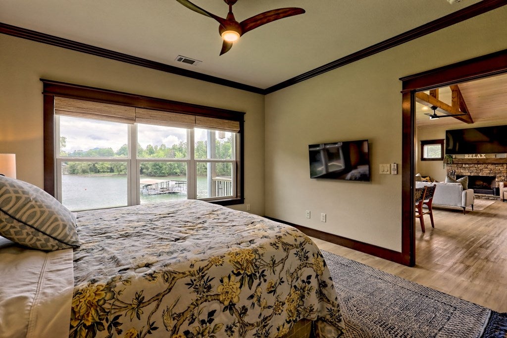 Hiawassee, Georgia, 30546, United States, 2 Bedrooms Bedrooms, ,3 BathroomsBathrooms,Residential,Active,1914805