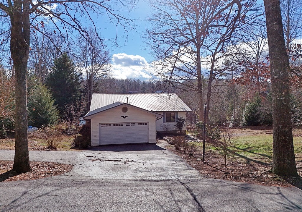 Blairsville, Georgia, 30512, United States, 3 Bedrooms Bedrooms, ,3 BathroomsBathrooms,Residential,Active,2009171