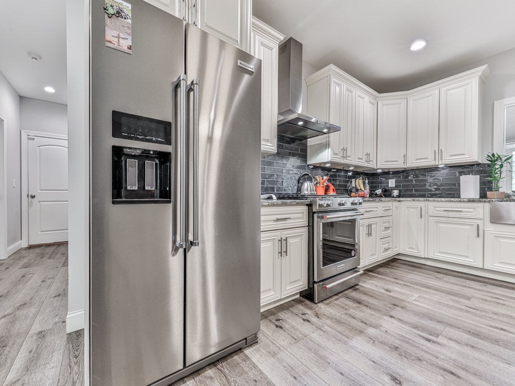 Ellijay, Georgia, 30540, United States, 4 Bedrooms Bedrooms, ,5 BathroomsBathrooms,Residential,Active,2007131