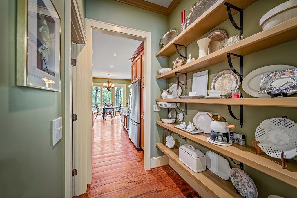 Ellijay, Georgia, 30536, United States, 4 Bedrooms Bedrooms, ,4 BathroomsBathrooms,Residential,Active,1800168