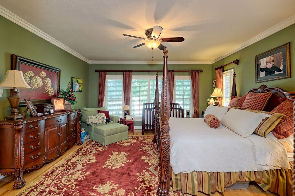 Hiawassee, Georgia, 30546, United States, 4 Bedrooms Bedrooms, ,5 BathroomsBathrooms,Residential,Active,1741595