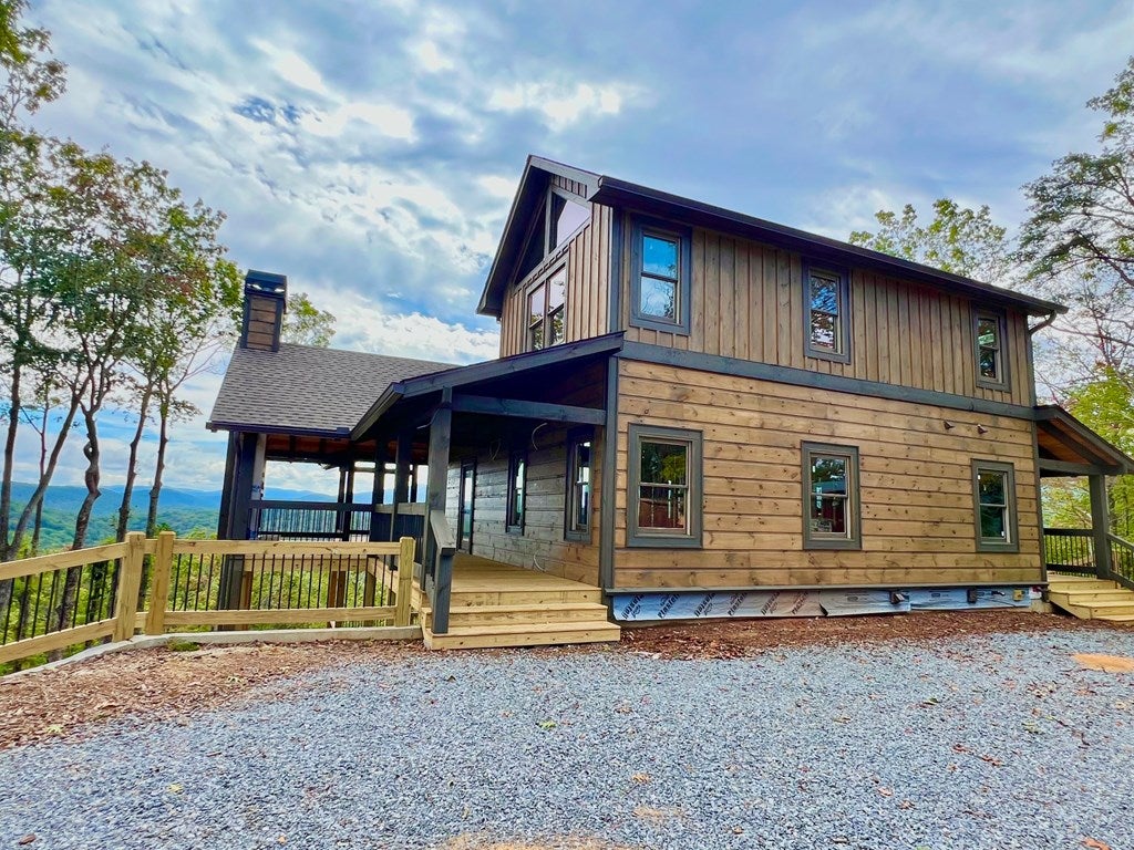 Blue Ridge, Georgia, 30513, United States, 4 Bedrooms Bedrooms, ,4 BathroomsBathrooms,Residential,Active,1965858