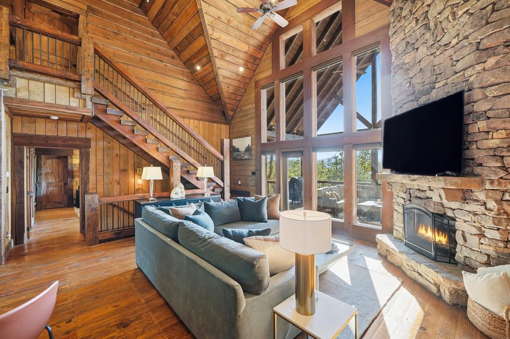 Epworth, Georgia, 30541, United States, 3 Bedrooms Bedrooms, ,4 BathroomsBathrooms,Residential,Active,1966020