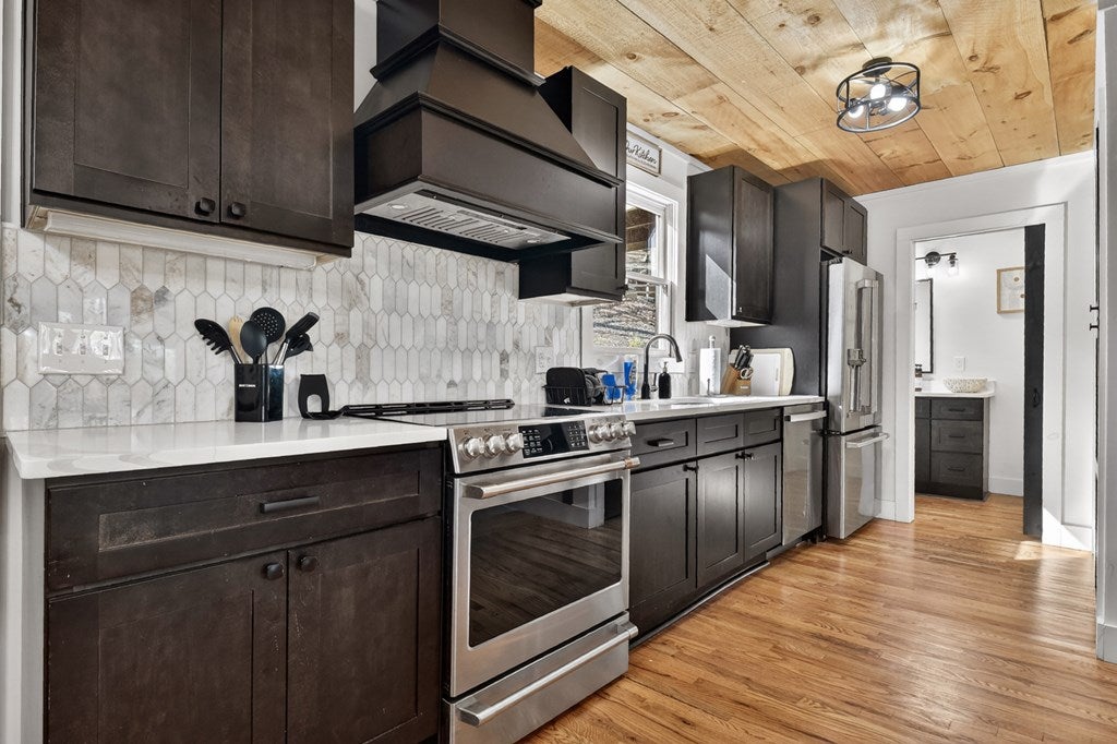 Blue Ridge, Georgia, 30513, United States, 3 Bedrooms Bedrooms, ,3 BathroomsBathrooms,Residential,Active,2029742