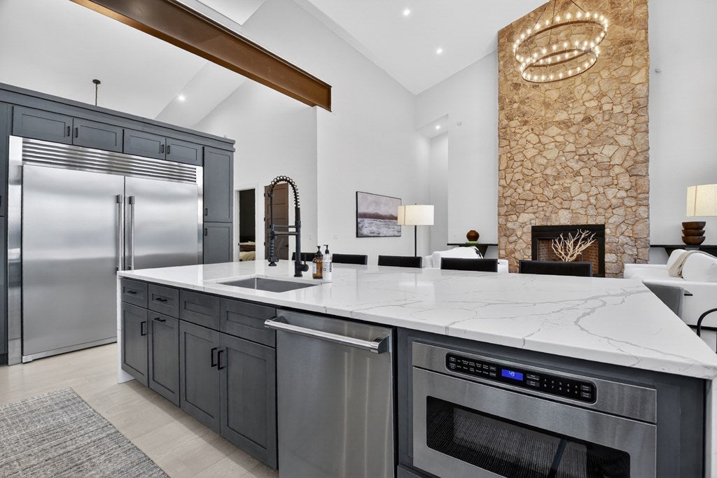 Blue Ridge, Georgia, 30513, United States, 5 Bedrooms Bedrooms, ,6 BathroomsBathrooms,Residential,Active,2017447