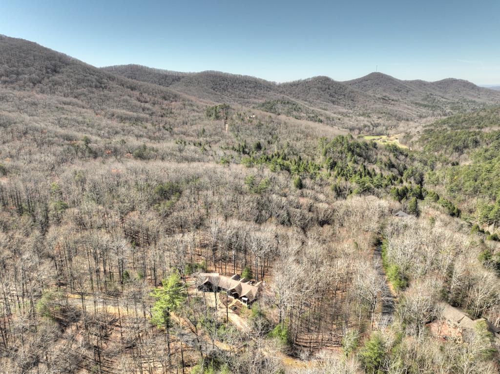 Ellijay, Georgia, 30536, United States, 5 Bedrooms Bedrooms, ,6 BathroomsBathrooms,Residential,Active,1953362