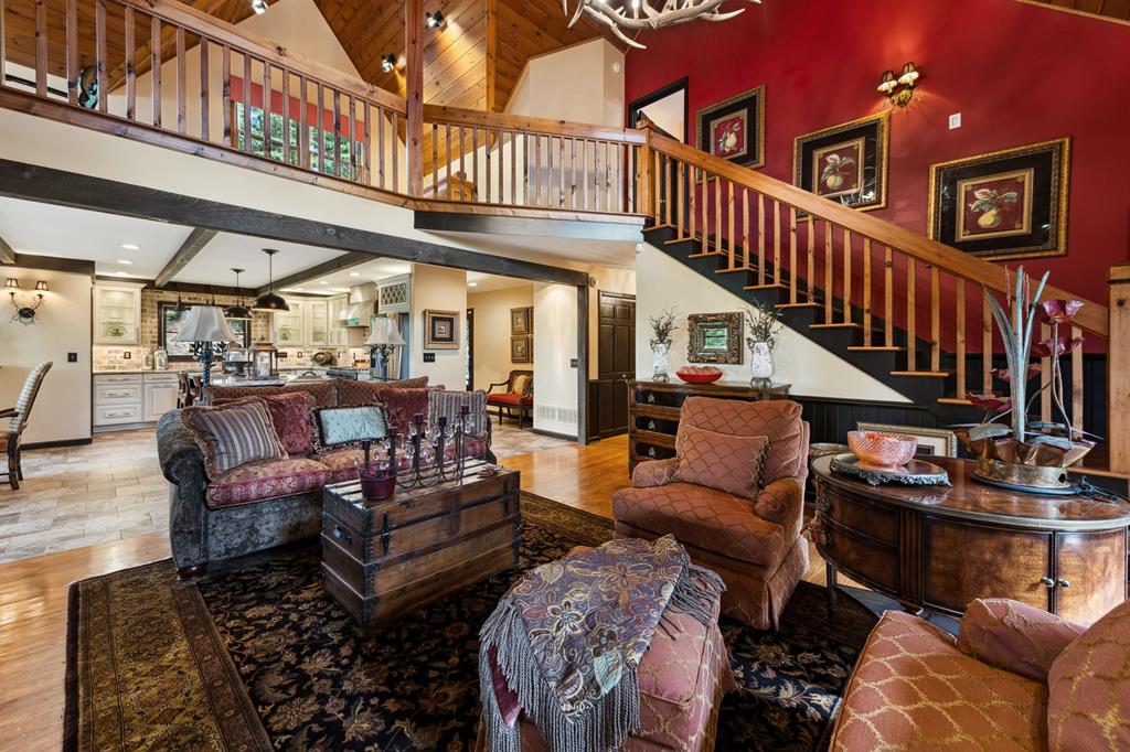 Ellijay, Georgia, 30536, United States, 4 Bedrooms Bedrooms, ,3 BathroomsBathrooms,Residential,Active,1863273