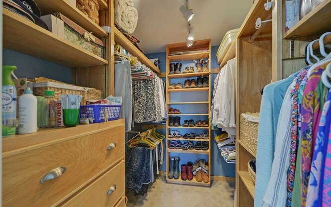 Hiawassee, Georgia, 30546, United States, 4 Bedrooms Bedrooms, ,3 BathroomsBathrooms,Residential,Active,1863263