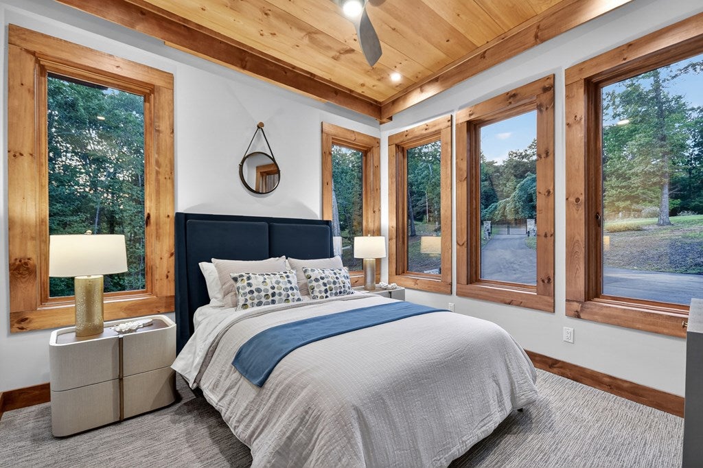 Blue Ridge, Georgia, 30513, United States, 5 Bedrooms Bedrooms, ,5 BathroomsBathrooms,Residential,Active,1945259