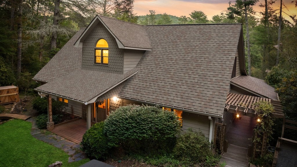 Blue Ridge, Georgia, 30513, United States, 4 Bedrooms Bedrooms, ,3 BathroomsBathrooms,Residential,Active,1945235