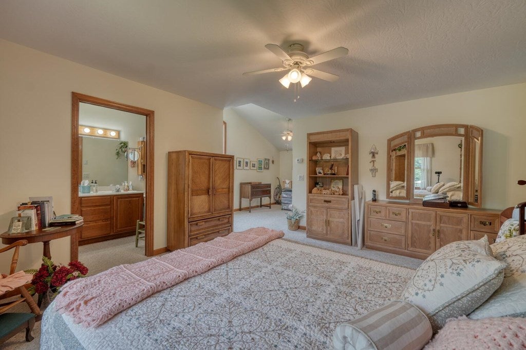 Blairsville, Georgia, 30512, United States, 3 Bedrooms Bedrooms, ,3 BathroomsBathrooms,Residential,Active,1877859