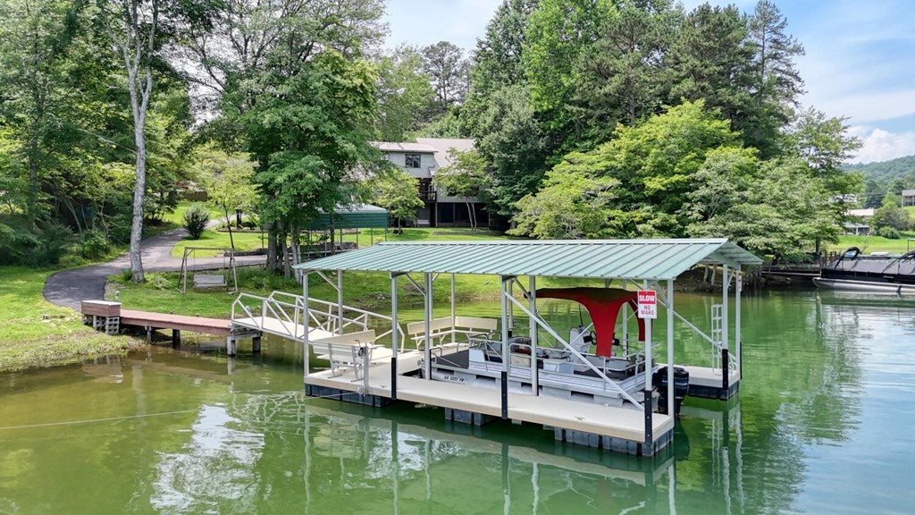 Blairsville, Georgia, 30512, United States, 3 Bedrooms Bedrooms, ,3 BathroomsBathrooms,Residential,Active,1877859