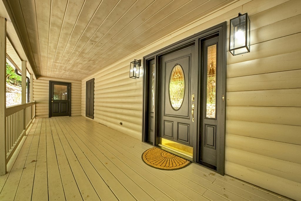 Ellijay, Georgia, 30536, United States, 3 Bedrooms Bedrooms, ,5 BathroomsBathrooms,Residential,Active,1926905