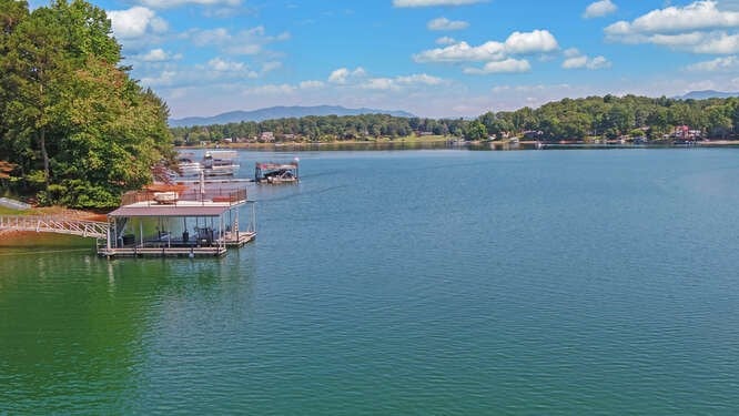 Hiawassee, Georgia, 30546, United States, 4 Bedrooms Bedrooms, ,3 BathroomsBathrooms,Residential,Active,1945082