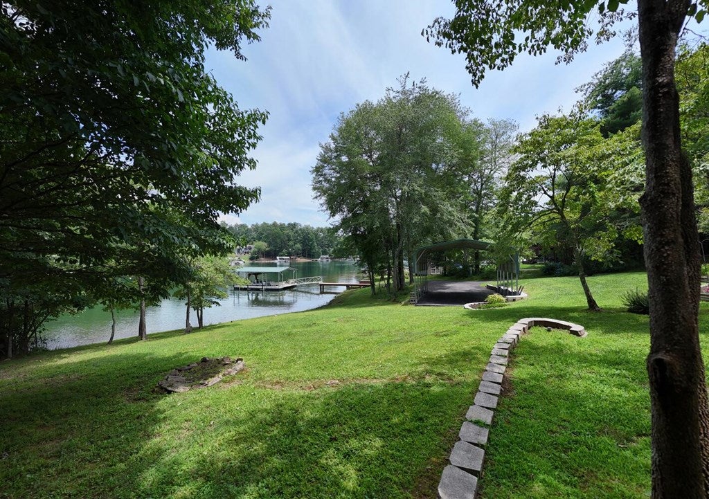Blairsville, Georgia, 30512, United States, 3 Bedrooms Bedrooms, ,3 BathroomsBathrooms,Residential,Active,1877859
