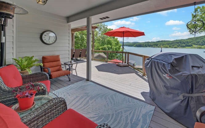 Hiawassee, Georgia, 30546, United States, 4 Bedrooms Bedrooms, ,3 BathroomsBathrooms,Residential,Active,1863263