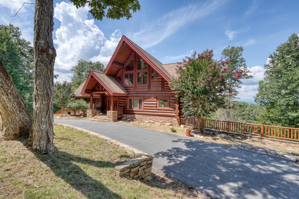 Blairsville, Georgia, 30512, United States, 4 Bedrooms Bedrooms, ,6 BathroomsBathrooms,Residential,Active,1934771