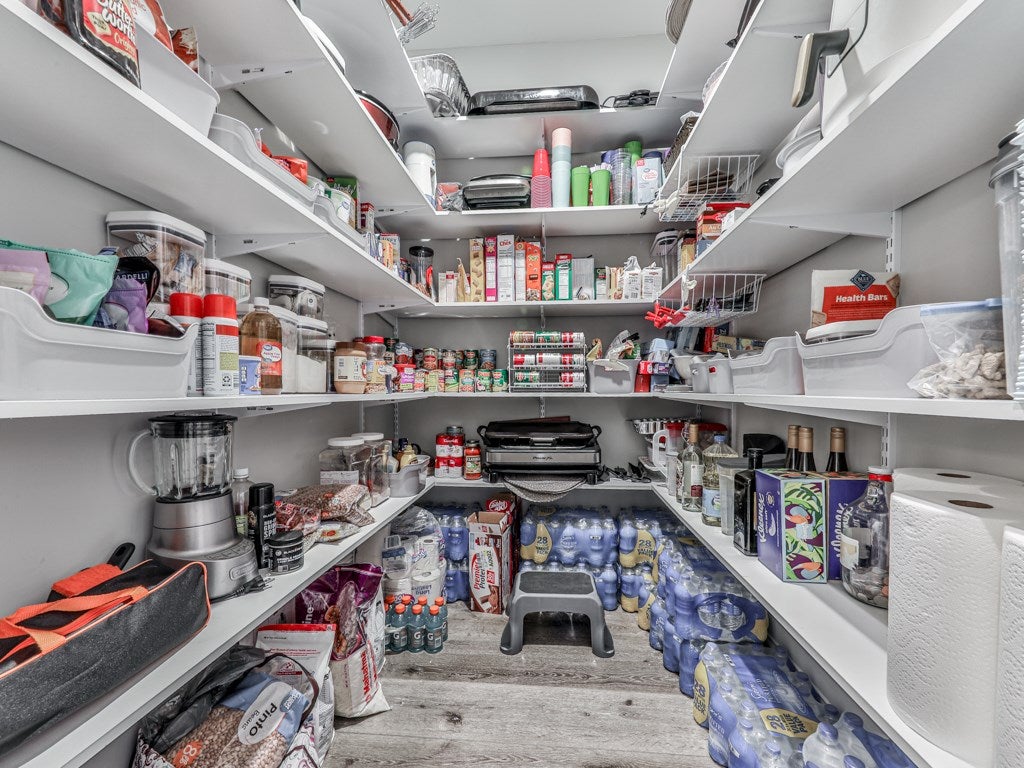 Ellijay, Georgia, 30540, United States, 4 Bedrooms Bedrooms, ,5 BathroomsBathrooms,Residential,Active,2007131