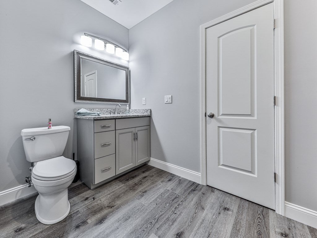 Ellijay, Georgia, 30540, United States, 4 Bedrooms Bedrooms, ,5 BathroomsBathrooms,Residential,Active,2007131