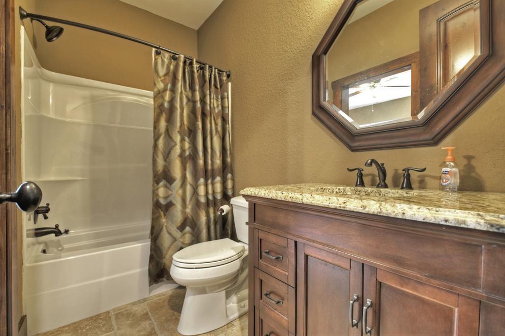 Ellijay, Georgia, 30536, United States, 5 Bedrooms Bedrooms, ,6 BathroomsBathrooms,Residential,Active,1953362