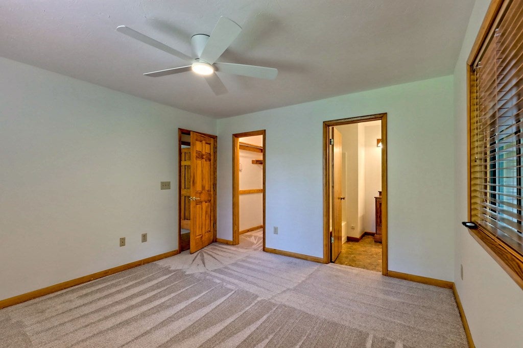 Hiawassee, Georgia, 30546, United States, 3 Bedrooms Bedrooms, ,3 BathroomsBathrooms,Residential,Active,1790158