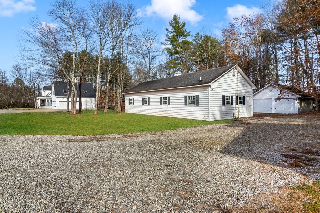 Blairsville, Georgia, 30512, United States, 5 Bedrooms Bedrooms, ,4 BathroomsBathrooms,Residential,Active,1741628