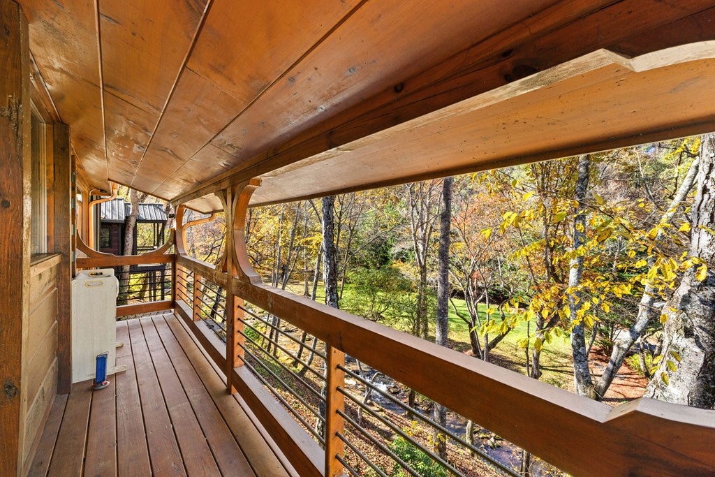 Blue Ridge, Georgia, 30513, United States, 4 Bedrooms Bedrooms, ,4 BathroomsBathrooms,Residential,Active,1990018