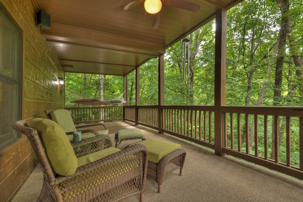 Morganton, Georgia, 30560, United States, 4 Bedrooms Bedrooms, ,6 BathroomsBathrooms,Residential,Active,1944072