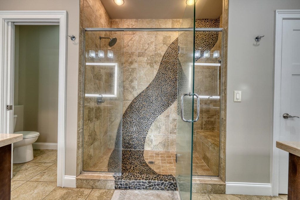 Blairsville, Georgia, 30512, United States, 4 Bedrooms Bedrooms, ,4 BathroomsBathrooms,Residential,Active,1850663