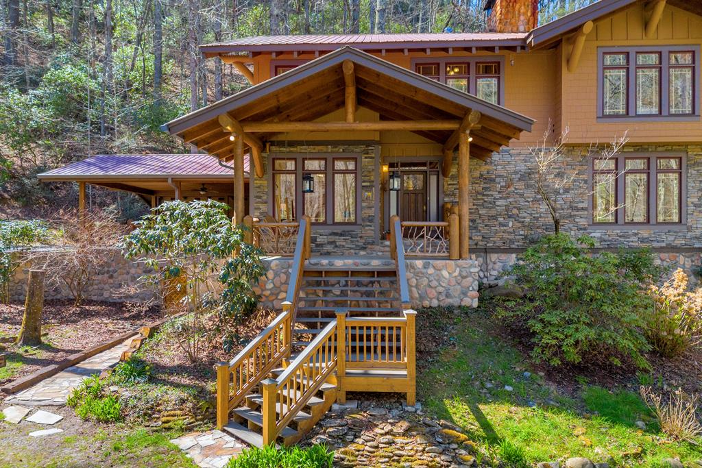 Cherry Log, Georgia, 30522, United States, 4 Bedrooms Bedrooms, ,5 BathroomsBathrooms,Residential,Active,1959948