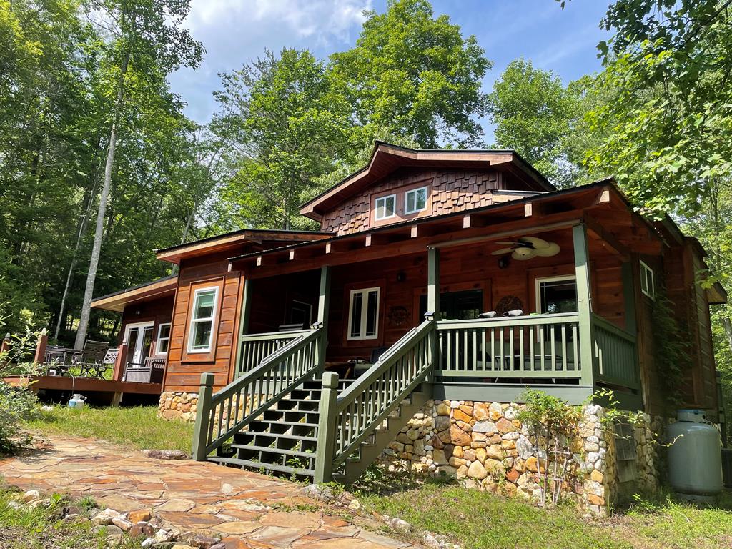 Blue Ridge, Georgia, 30513, United States, 3 Bedrooms Bedrooms, ,3 BathroomsBathrooms,Residential,Active,1926691