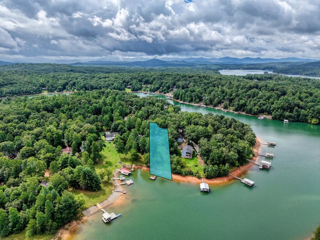 Blairsville, Georgia, 30512, United States, 4 Bedrooms Bedrooms, ,4 BathroomsBathrooms,Residential,Active,1920254