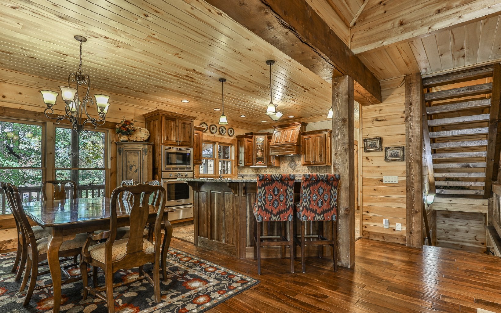 Talking Rock, Georgia, 30175, United States, 5 Bedrooms Bedrooms, ,6 BathroomsBathrooms,Residential,Active,1914601