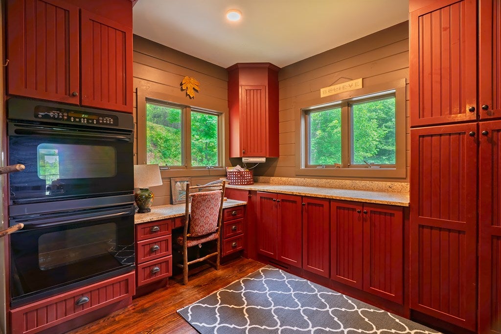 Ellijay, Georgia, 30536, United States, 6 Bedrooms Bedrooms, ,5 BathroomsBathrooms,Residential,Active,1929800