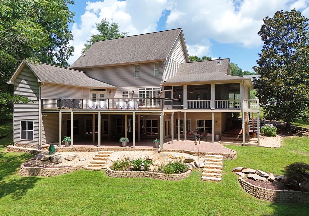 Blairsville, Georgia, 30512, United States, 5 Bedrooms Bedrooms, ,5 BathroomsBathrooms,Residential,Active,1888957