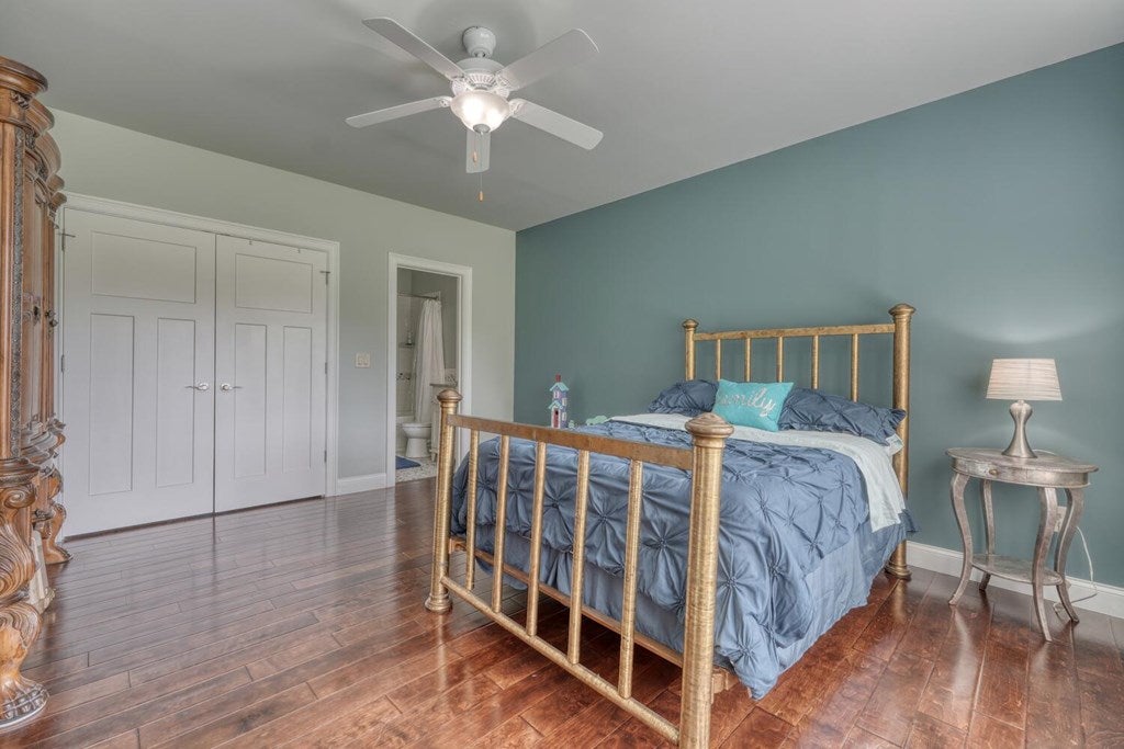 Blairsville, Georgia, 30512, United States, 4 Bedrooms Bedrooms, ,4 BathroomsBathrooms,Residential,Active,1850663