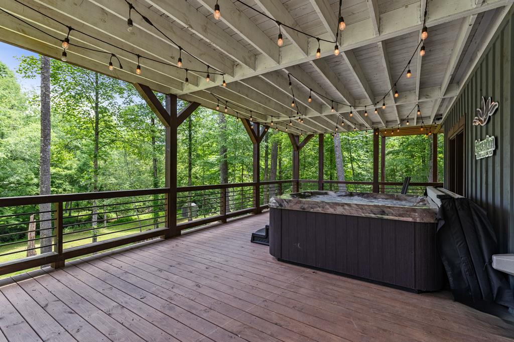 Blue Ridge, Georgia, 30513, United States, 3 Bedrooms Bedrooms, ,3 BathroomsBathrooms,Residential,Active,1849502