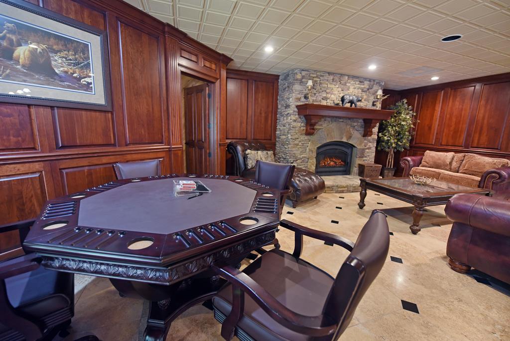 Blairsville, Georgia, 30512, United States, 5 Bedrooms Bedrooms, ,5 BathroomsBathrooms,Residential,Active,1888957