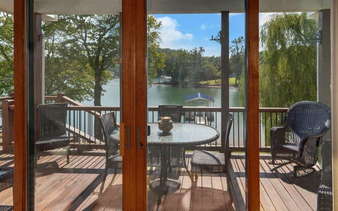 Hiawassee, Georgia, 30546, United States, 4 Bedrooms Bedrooms, ,3 BathroomsBathrooms,Residential,Active,1945082