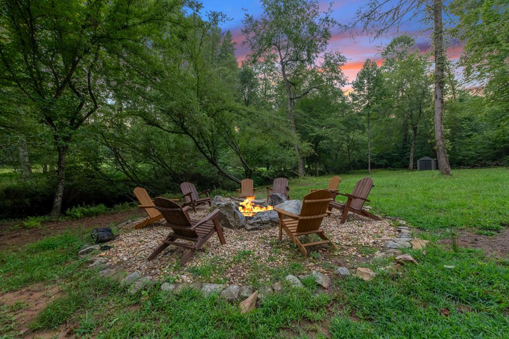 Blue Ridge, Georgia, 30513, United States, 3 Bedrooms Bedrooms, ,3 BathroomsBathrooms,Residential,Active,1849502