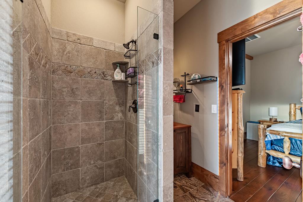 Ellijay, Georgia, 30536, United States, 5 Bedrooms Bedrooms, ,5 BathroomsBathrooms,Residential,Active,1973280