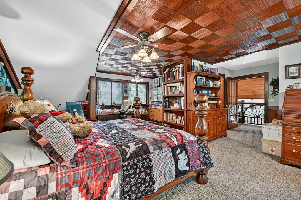 Mineral Bluff, Georgia, 30559, United States, 4 Bedrooms Bedrooms, ,3 BathroomsBathrooms,Residential,Active,1899865