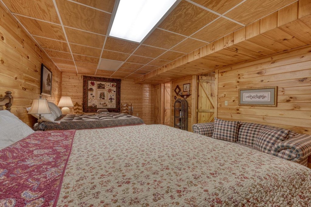 Blairsville, Georgia, 30512, United States, 3 Bedrooms Bedrooms, ,4 BathroomsBathrooms,Residential,Active,1877837