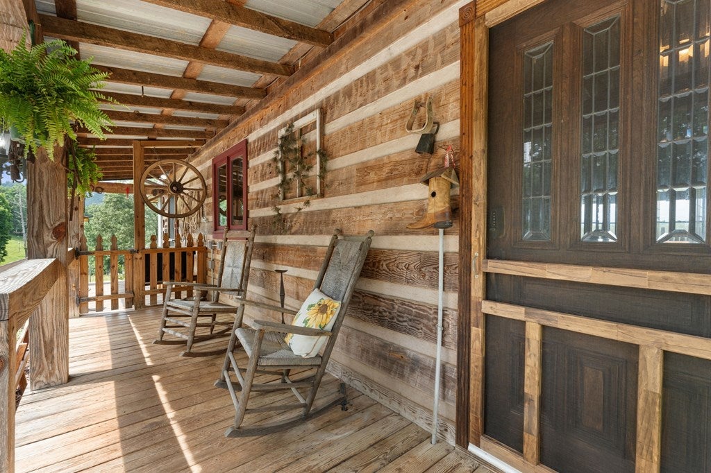 Warne, North Carolina, 28909, United States, 3 Bedrooms Bedrooms, ,3 BathroomsBathrooms,Residential,Active,1859363