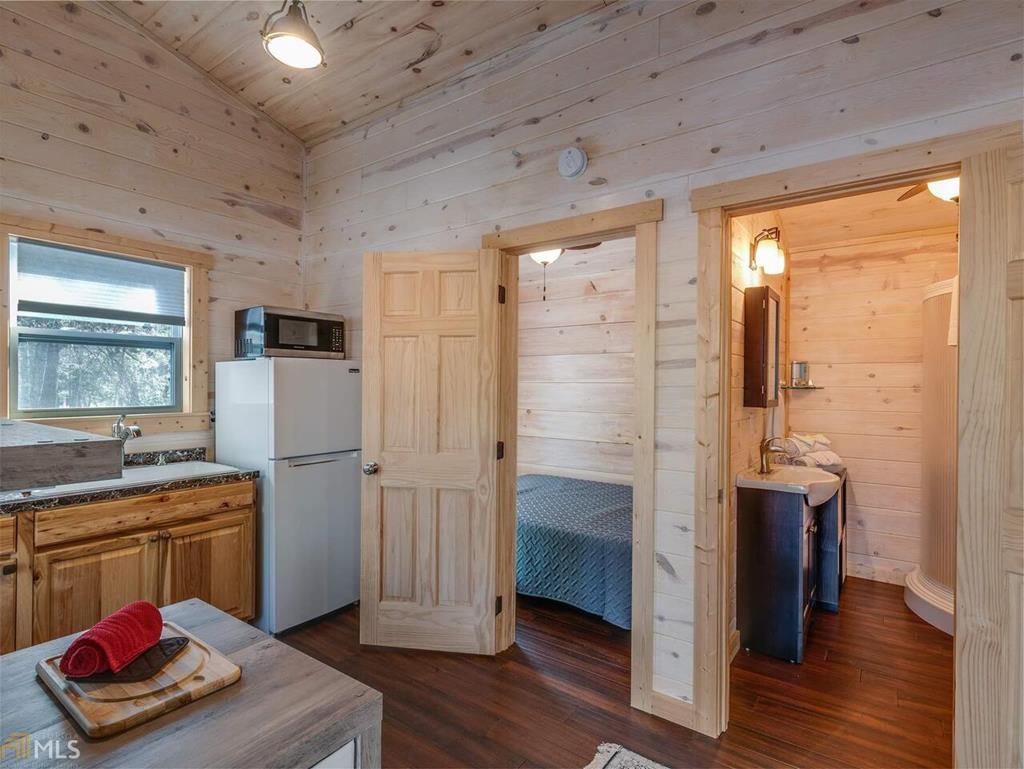 Blue Ridge, Georgia, 30513, United States, 3 Bedrooms Bedrooms, ,3 BathroomsBathrooms,Residential,Active,1926691